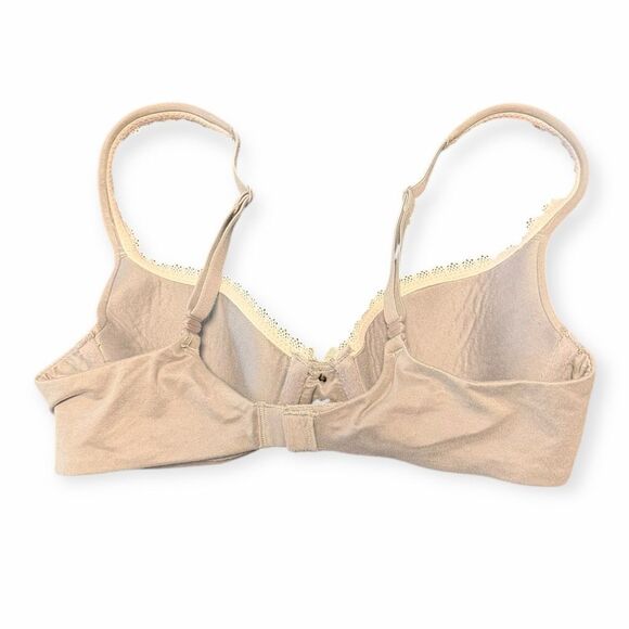 VICTORIA’S SECRET Body by Victoria Women’s Nude Lined Demi Bra Size 32A - Picture 2 of 3